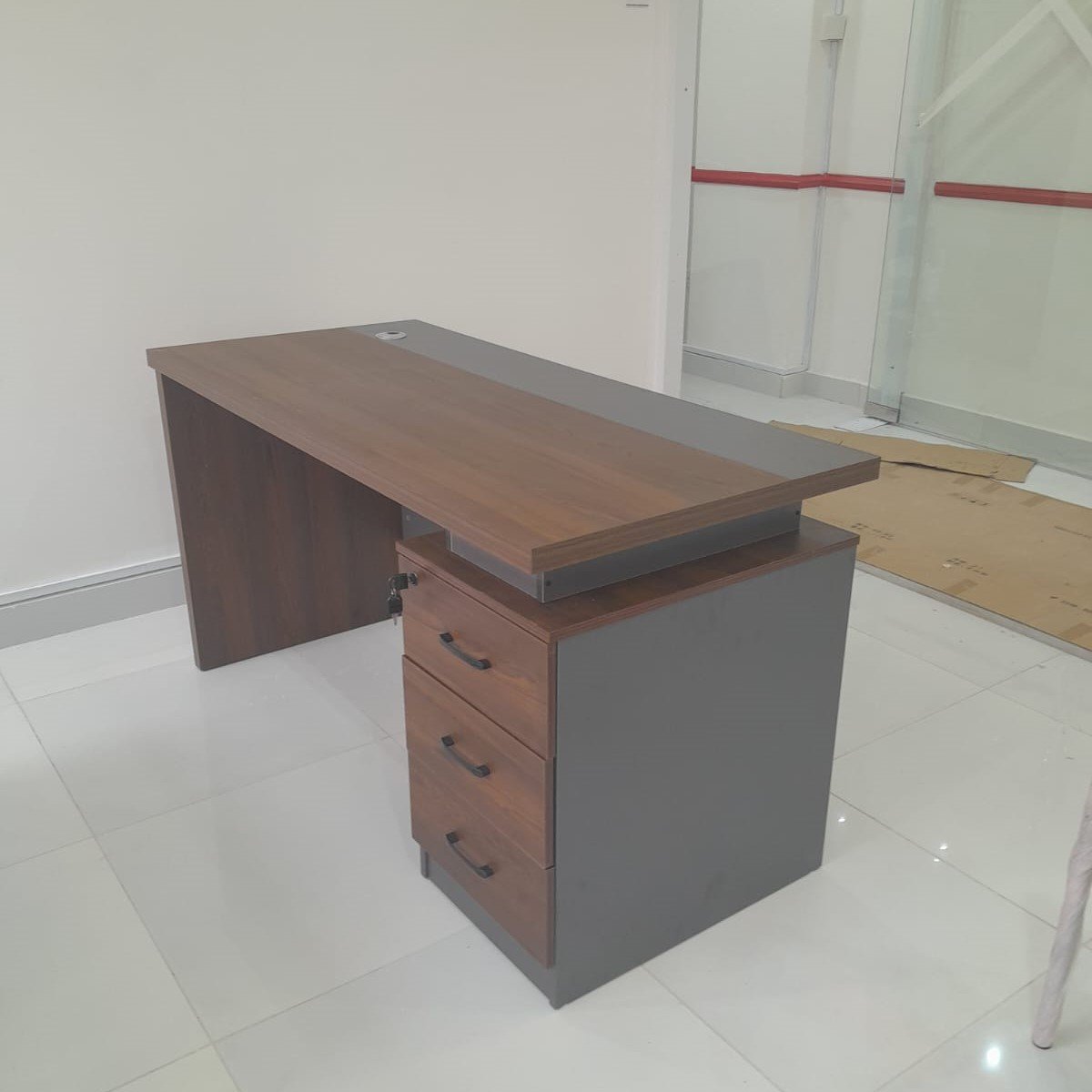 1.4m Home Office Desk with Storage - Image 2